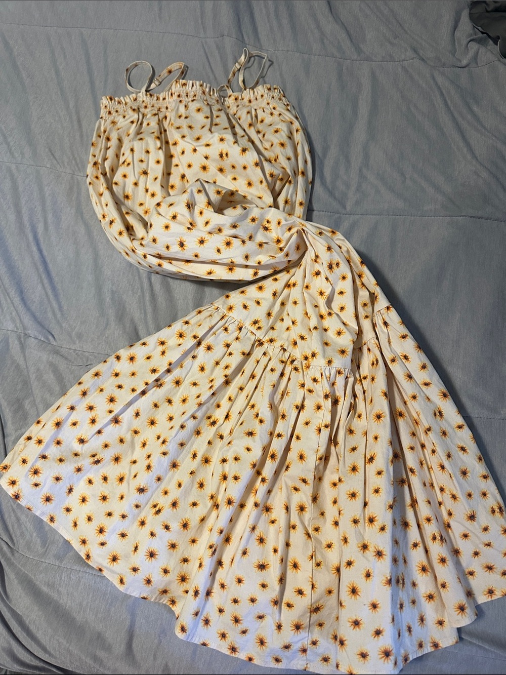 WeWoreWhat Cream Maxi Skirt with Yellow Floral Print